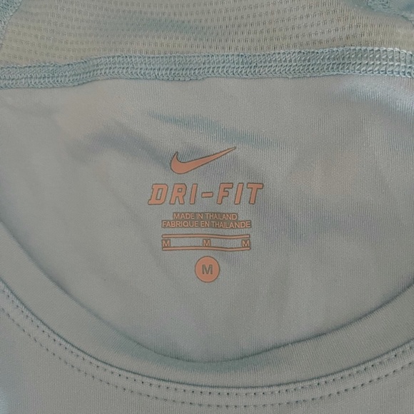 Nike Dri-Fit Baby Blue Workout Joggers Top - Picture 4 of 4